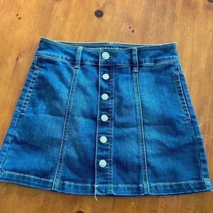 American Eagle Outfitters Jeans skirt size 2